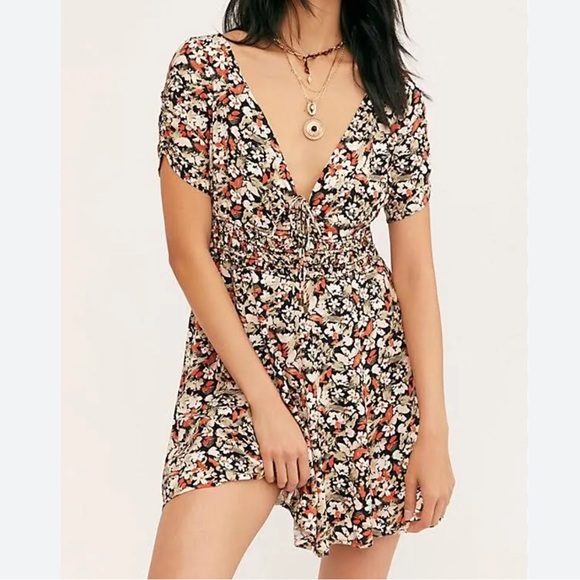 Free People Dresses & Skirts - Free People Forget Me Not Mini Dress Size 6